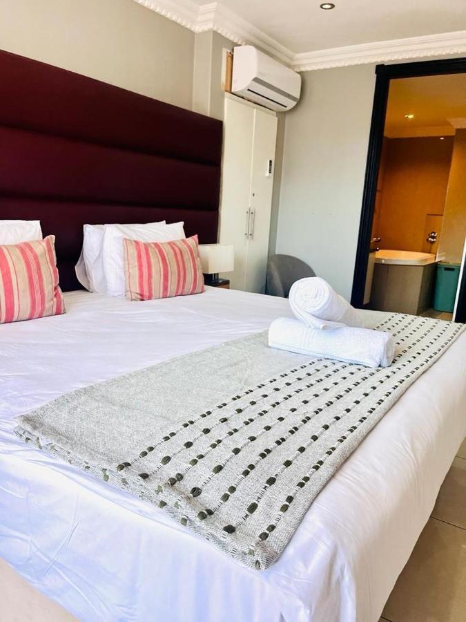 The Sails Penthouse With Private Rooftop Pool 다반 외부 사진
