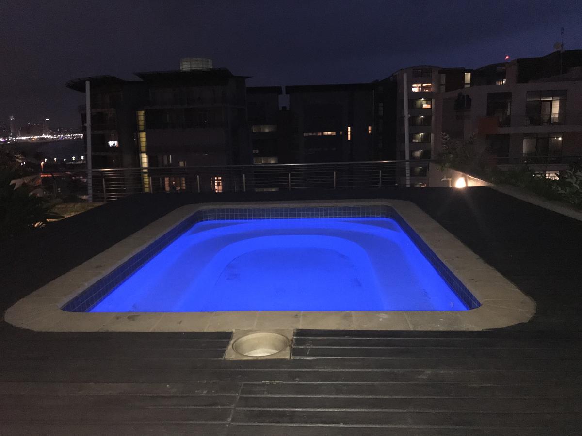The Sails Penthouse With Private Rooftop Pool 다반 외부 사진